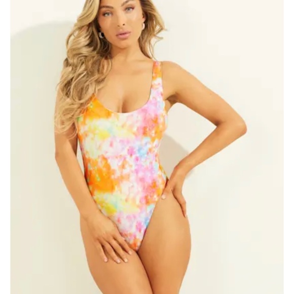 One piece swimsuit, GUESS new with tags - Picture 1 of 2